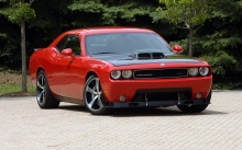  Dodge Challenger SRT      